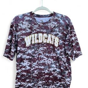 Badger Sport Digital Camo "WILDCATS"
Performance T-Shirt - Maroon - Large